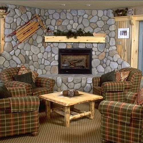 Red Wolf Lodge at Squaw Valley