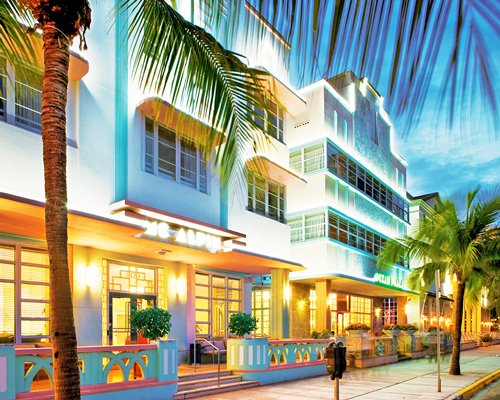 Hilton Grand Vacations Club at McAlpin - Ocean Plaza Timeshares