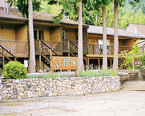 St. Ives Resort on Shuswap Timeshares